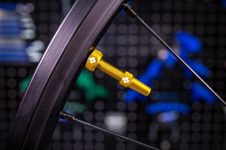 Actual product image Muc-Off V2 Tubeless Ventil Kit 44mm