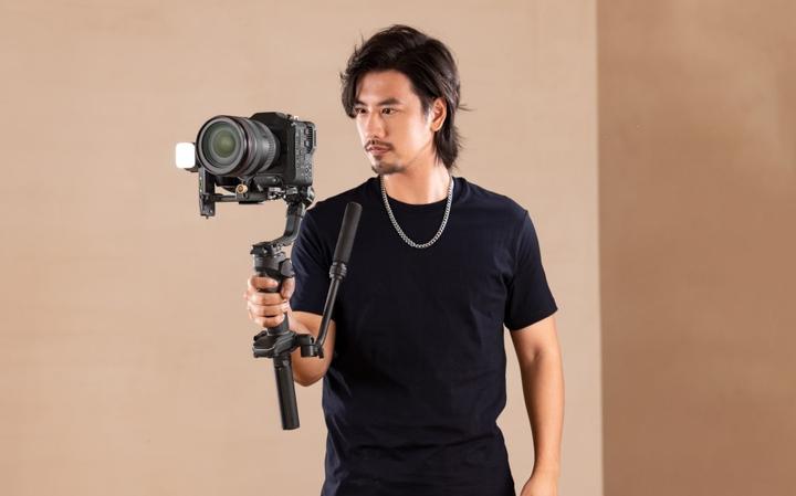 Actual product image Zhiyun Crane 4 Combo (Single-lens reflex camera, System camera, 6 kg)