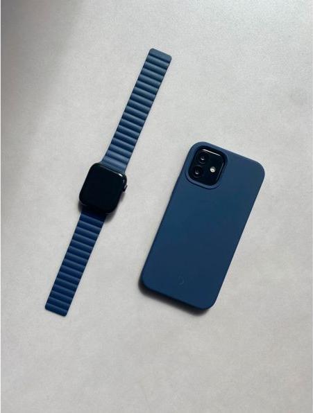 Actual product image Cyberport Silicon Magnetic Traction Strap 42/44mm (Silicone)