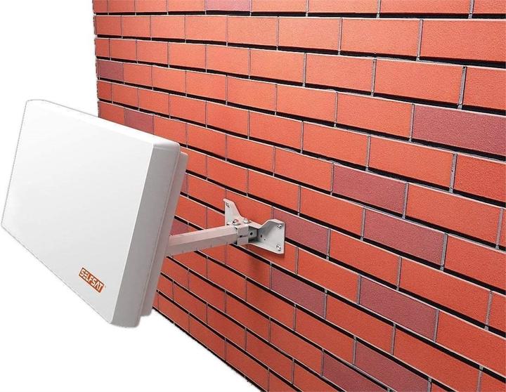 Produktbild Selfsat H22D+ Flachantenne mit Single LNB (Flachantenne, 34.50 dB, DVB-T / -T2)