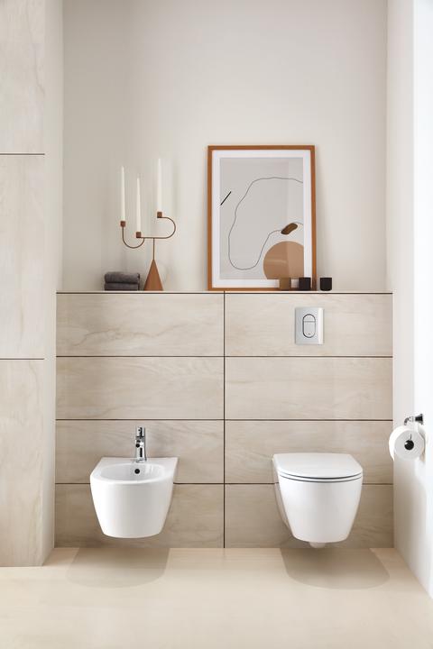 Actual product image Grohe Essence wall-hung WC