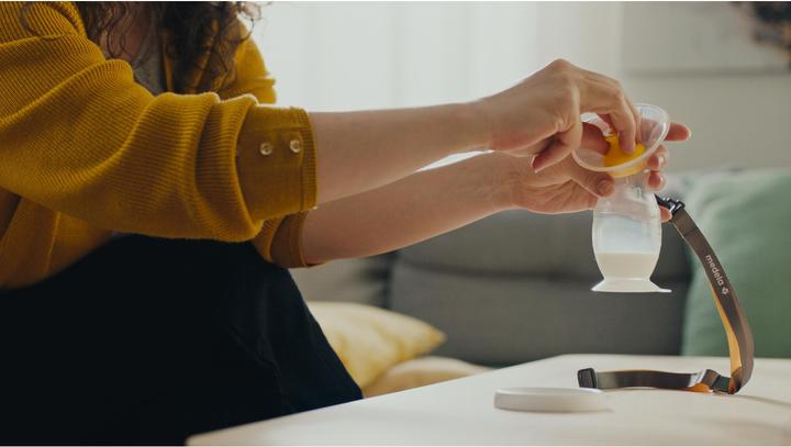 Produktbild Medela Silikon Auffangbehälter für Muttermilch