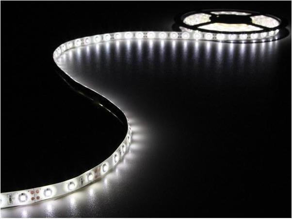LED Strips Consumer KIT WITH FLEXIBLE LED STRIP AND POWER SUPPLY - COLD WHITE - 300 LEDs - 5 m - 12 VDC (500 cm)