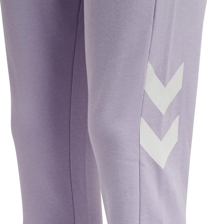 Actual product image hummel Legacy Woman Tapered Pants (M)