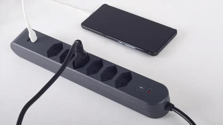 Actual product image Steffen IQ Pro (6 x, USB-A, USB-C, 3 m)