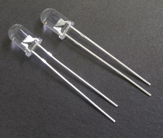 Actual product image OEM Super Bright LED Blue in Transparent Housing 5mm