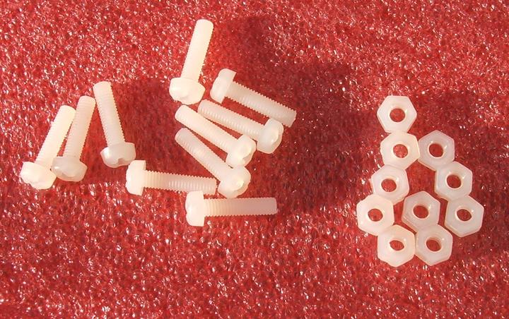 OEM 10 Stk. Plastikschrauben mit Muttern M3x12mm