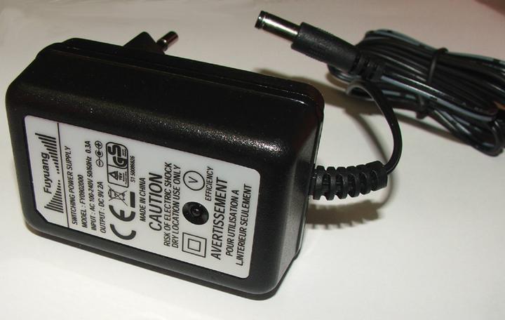 Produktbild Fuyuang Netzteil AC/DC-Adapter 9V DC 2000mA 5.5mm*2.1mm (Netzteil)