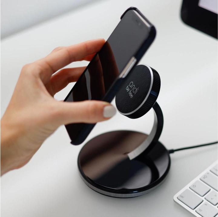 Produktbild Andi be free Desktop Charger (15 W)