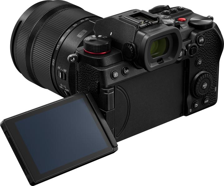 Produktbild Panasonic DC-S5D Kit (28 - 200 mm, 24.20 Mpx, Vollformat)
