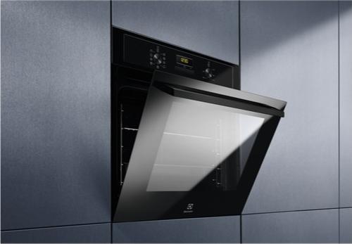Actual product image Electrolux EOF3H50BK