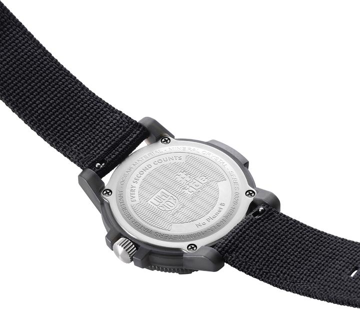 Immagine prodotto Luminox Leatherback Sea Turtle Giant 0320 Series (Orologio da polso analogico, 44 mm)