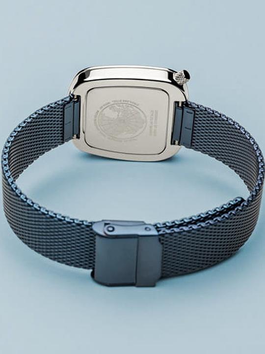 Actual product image Bering Classic (Analogue wristwatch, 34 mm)