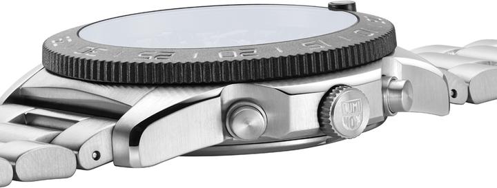 Actual product image Luminox Pacific Diver Chrono 3140 Series (Analogue wristwatch, Swiss made, 44 mm)