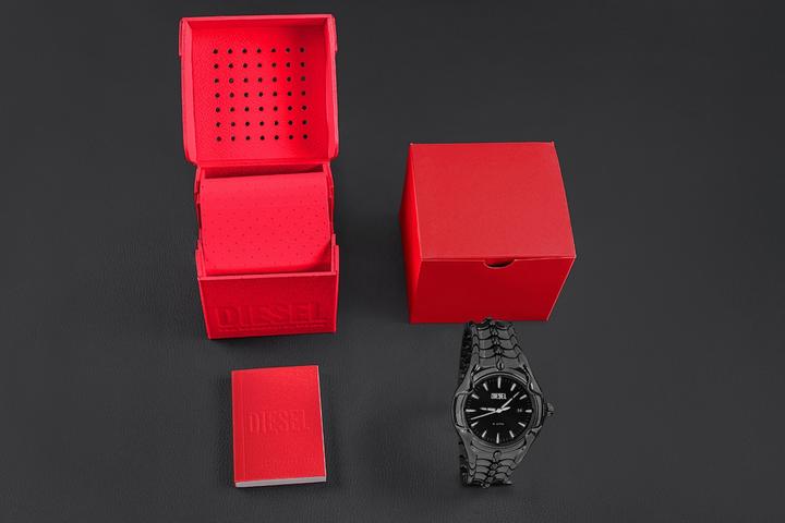 Actual product image Diesel Vert (Analogue wristwatch, 44 mm)