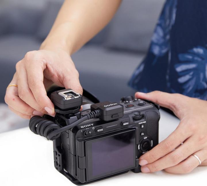 Produktbild Godox Multi Interface Shoe Extension Cable (Blitzgerät Ersatzteile)