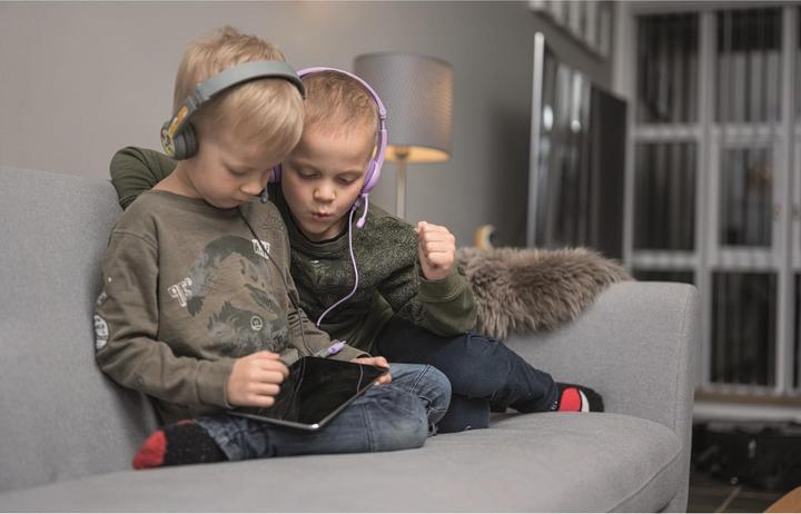 Produktbild Buddyphones Galaxy - Kopfhörer - Kopfband - Musik - Violett - Binaural - 0,8 m