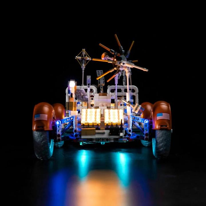 Image du produit BrickBling Kit d'éclairage LED pour LEGO - NASA : Apollo Lunar Roving Vehicle - LRV (42182) incl. télécommande