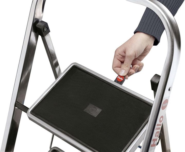 Actual product image Hailo K70 StandardLine, aluminium stepladder, 3 steps (Stepladder, 106 cm)
