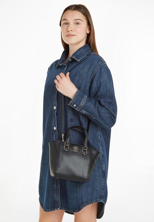 Actual product image Tommy Hilfiger Handbag TH Timeless Medium Tote FA23