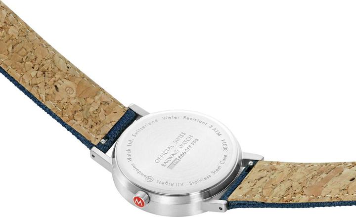 Actual product image Mondaine Classic - inspired by nature (Analogue wristwatch, 36 mm)