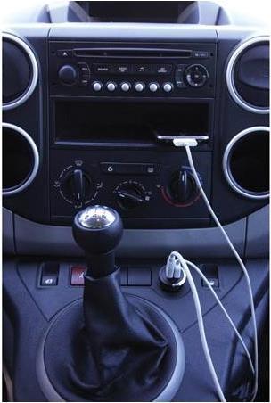 Produktbild Velleman KFZ-LADEGERÄT MIT DOPPELTEM USB-ANSCHLUSS - 5V / 2.1 A, 10.5 W max.