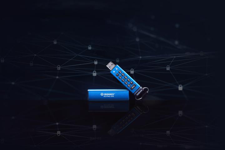 Produktbild Kingston IronKey Keypad 200 (64 GB, USB-A)