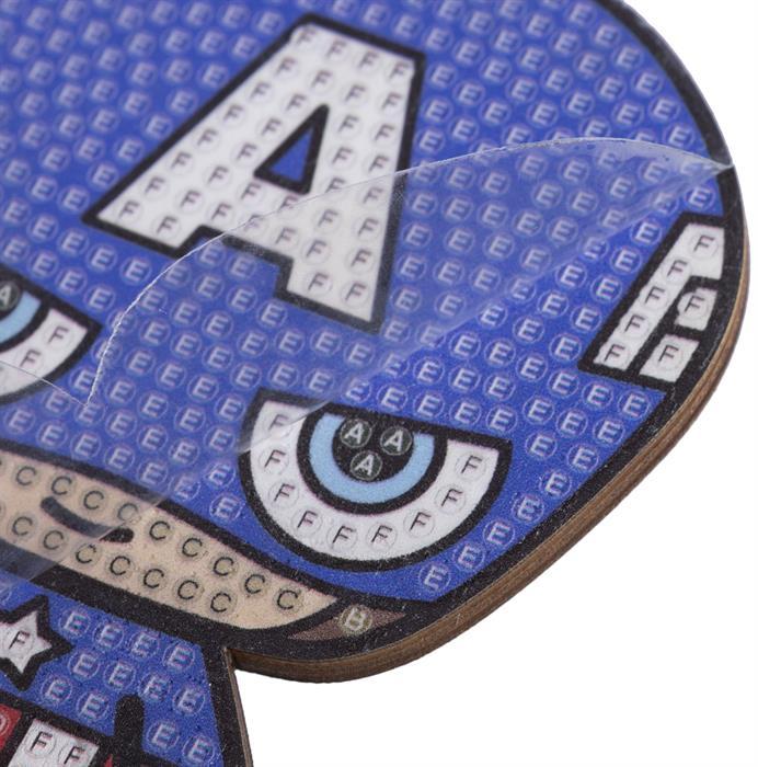Actual product image Craft Buddy Captain America, Crystal Art Figure approx. 11x8cm