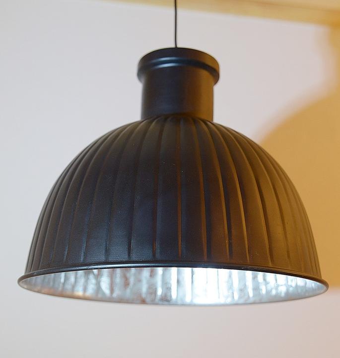 Produktbild SM Industrielampe Metall aussen schwarz, innen silber 33 cm (E27)