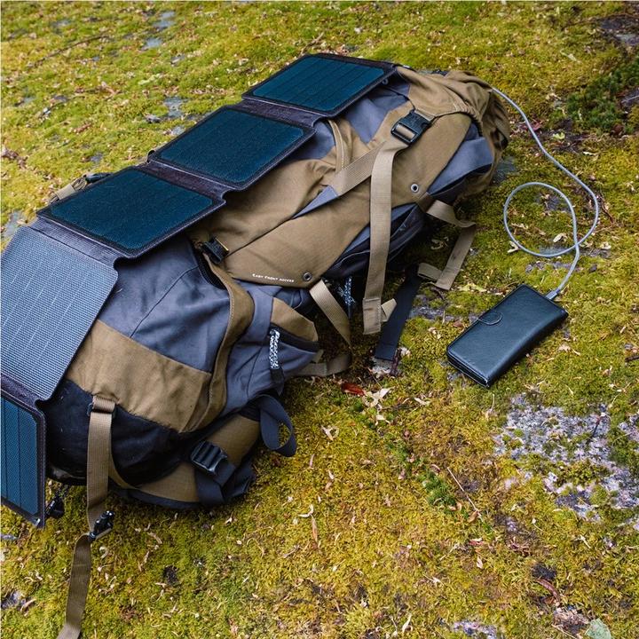 Immagine prodotto Aqiila Sunbird P56 - Pannello solare pieghevole (56 W, 1.34 kg)