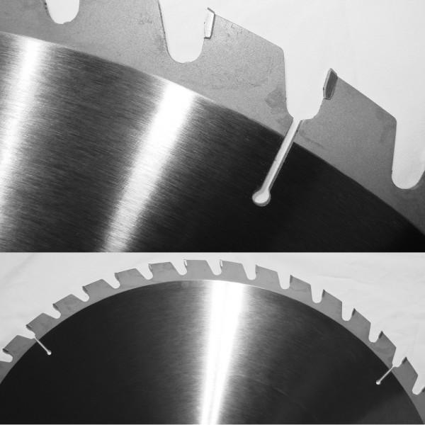 Actual product image Crossfer - NAGELFESTES HM SÄGEBLATT HOLZ-GROBSCHNITT 700 MM Ø x 4,2mm, Bohrung 30mm, 48 Zähne