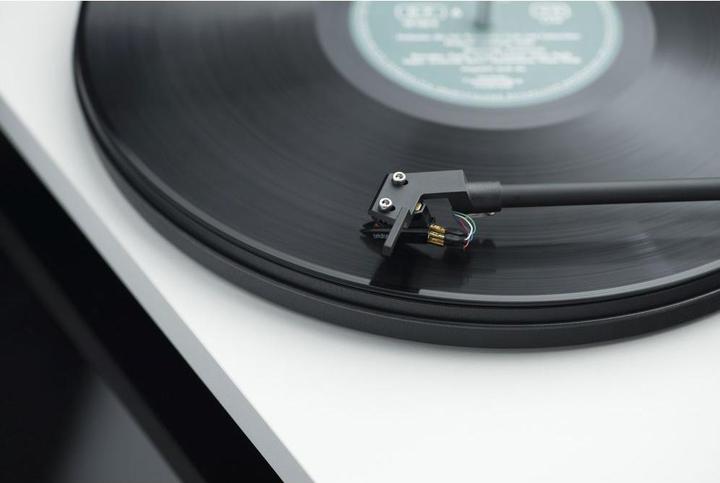 Immagine prodotto Pro-Ject Primaria E (Manuale)