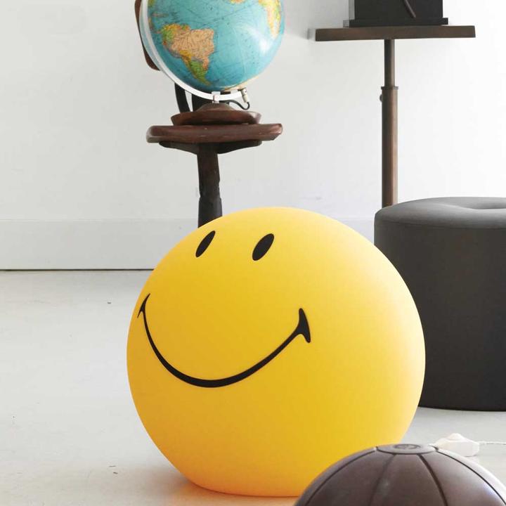 Actual product image Mr Maria Smiley XL lamp