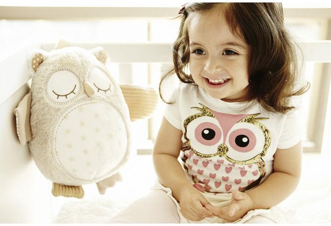 Actual product image Cloud B Owl with motion sensor (CB0027)