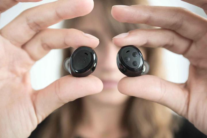 Actual product image Bragi The Headphone (6 h, Wireless)