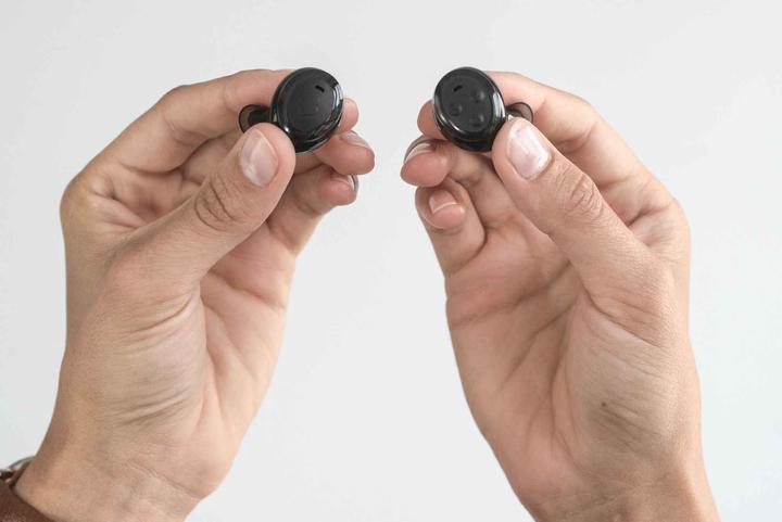 Actual product image Bragi The Headphone (6 h, Wireless)