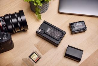 Actual product image Newell Camera charger FDL-USB-C Dual-channel charger for EN-EL15 batteries (Charger)