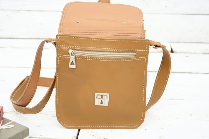 Produktbild Only-Bags.Store Leder Hellbraun Karamell Messenger Bag Business Bag, Front Lock Leder Crossbody Bag