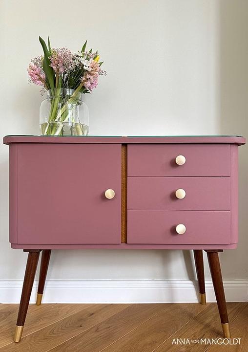 Actual product image Anna von Mangoldt Villa Philena 605 - Wall colour Resist (Villa Philena 605, 2.50 l)