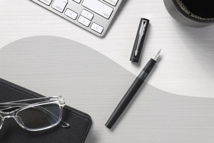 Immagine prodotto Parker Pen Scooter Vector XL Metallic C.C F (Nero/argento, 1 x)