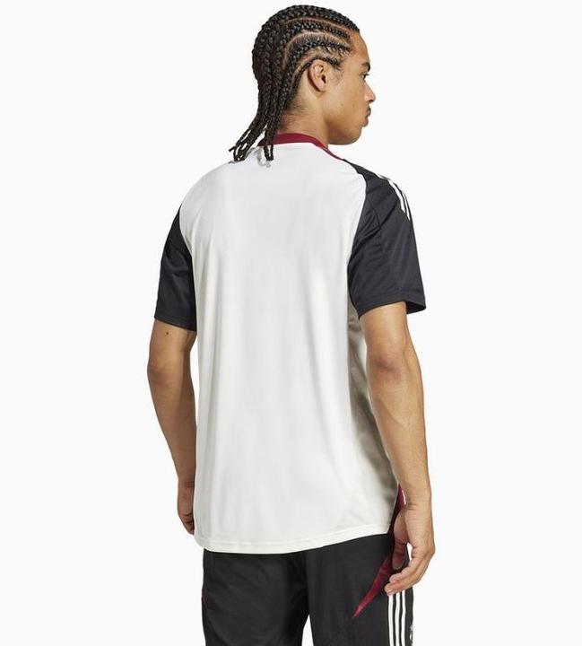 Actual product image adidas Manchester United Training JSY T-Shirt (L)