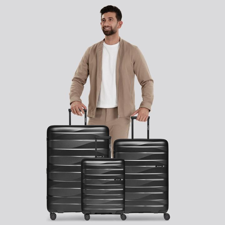Actual product image Bergpfeil Travel 4-wheel suitcase set, 3-piece, with stretch fold (228 l, XL (from 140l))