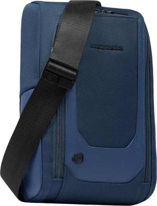 Image du produit Piquadro Umhängetasche aus recyceltem Stoff und Leder