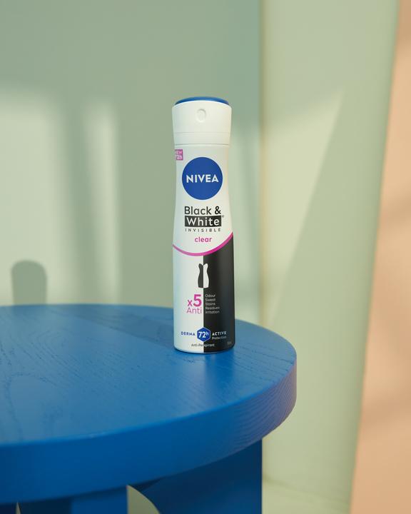 Produktbild NIVEA Black & White Invisible Clear (Spray, 150 ml)