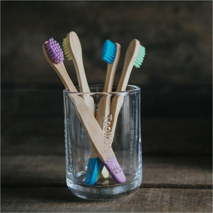 Actual product image Wild & Stone Children's bamboo toothbrushes, soft, multi-coloured, pack of 4 (Soft, 4 x)