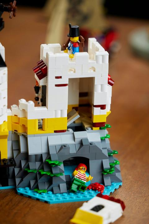 Image du produit LEGO Forteresse Eldorado 10320 (10320, LEGO Icons, LEGO difficiles à trouver)