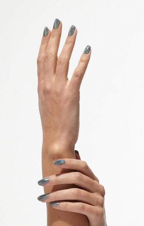 Actual product image Love'n Layer - Halo Glossy Glitter (Halo Glossy Glitter, Colour paint)