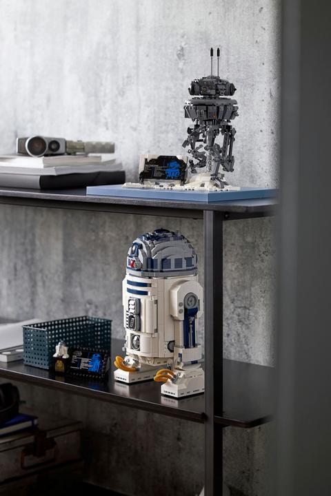 Actual product image LEGO Star Wars R2-D2 (75308) (75308, LEGO Rare Sets, LEGO Star Wars)