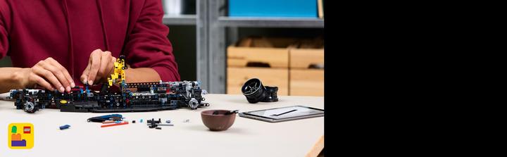 Actual product image LEGO Oracle Red Bull Racing RB20 F1 Rennauto (42206, LEGO Technic)