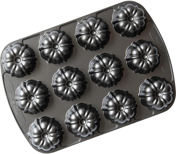 Produktbild Nordic Ware Pro Cast Bundt Browniepfanne